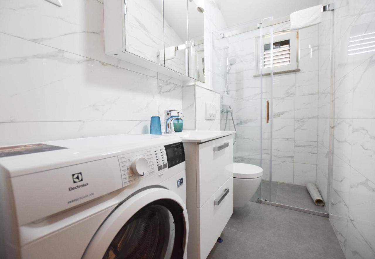 Apartments Karmen I Primosten Ngoại thất bức ảnh