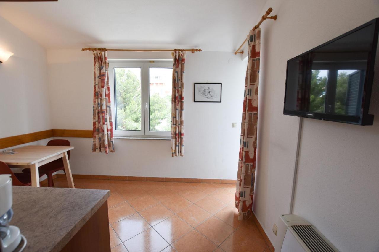 Apartments Karmen I Primosten Ngoại thất bức ảnh