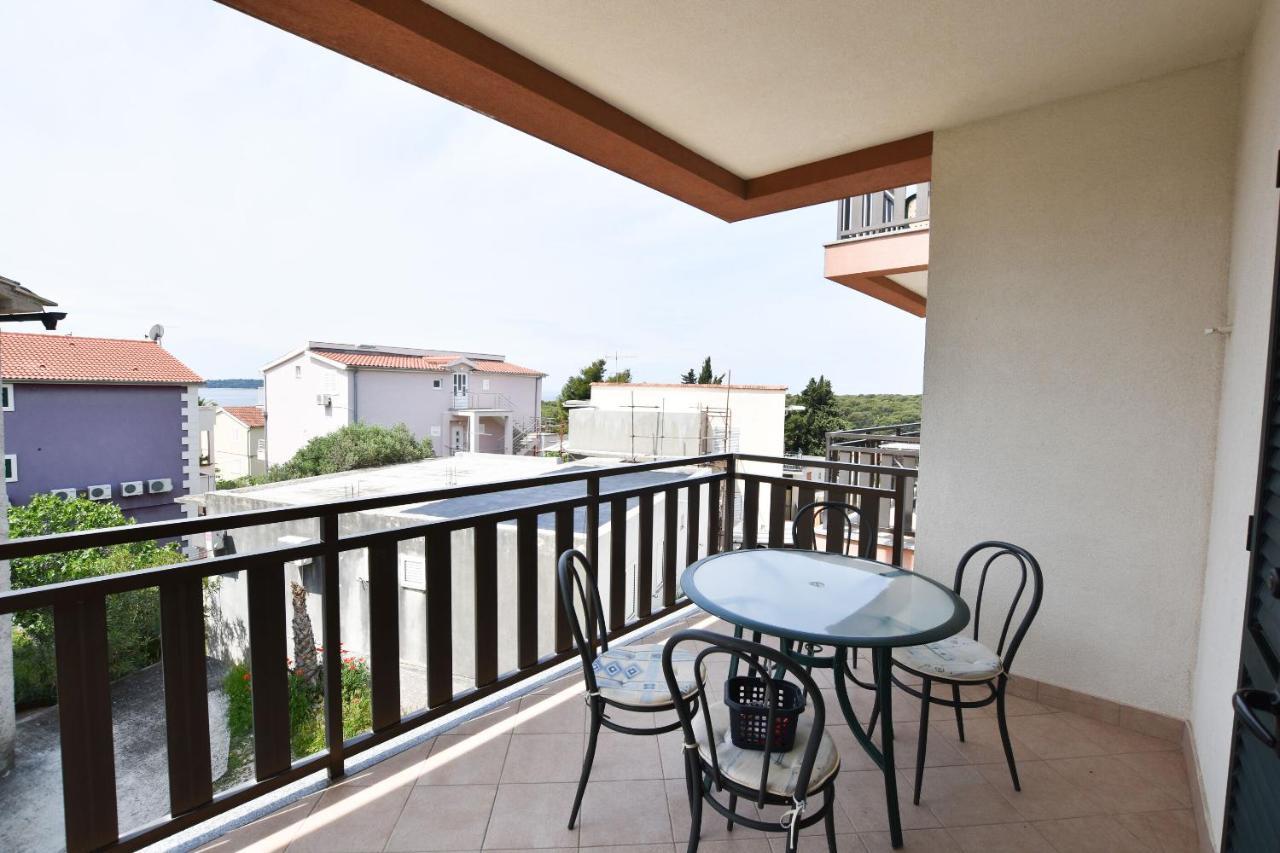 Apartments Karmen I Primosten Ngoại thất bức ảnh